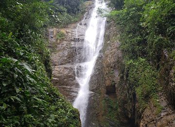 ecuador/cotopaxi-region/shop/siete-cascadas-del-zapanal