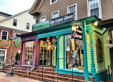 new-hampshire/mount-washington-valley/shop/world-magic