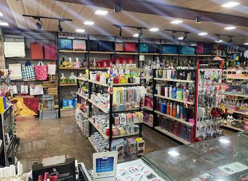 india/bhopal/shop/gift-shop-the-new-indus-greet-n-gift-gallery