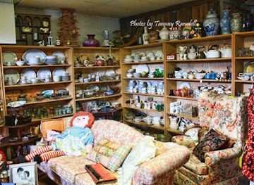kentucky/northern-kentucky/shop/useful-things-antiques-collectibles-store