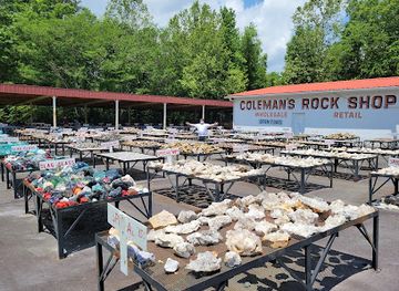 arkansas/hot-springs-national-park/shop/coleman-s-rocks-r-gems