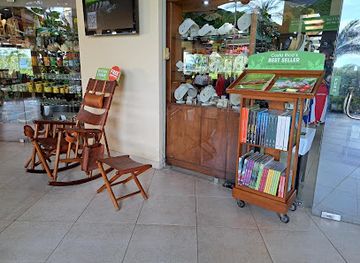 costa-rica/santa-rosa-national-park/shop/britt-shop-grand-papagayo