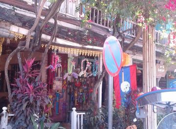 laos/mekong-river-valley/shop/naga-creations-art-jewelry