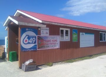 canada/gros-morne-national-park/shop/hann-s-confectionary