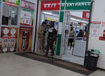 botswana/kgatleng-district/shop/colour-blocking-mall