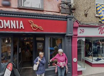 ireland/ennis/shop/neylons-boutique-ltd