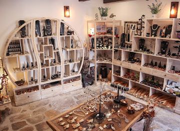 croatia/dalmatia/shop/art-shop-unique