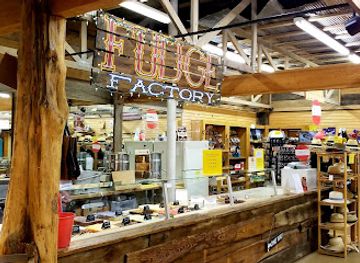 virginia/williamsburg/shop/wallace-s-trading-post