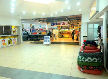 south-africa/battlefields/shop/fields-hill-shopping-centre