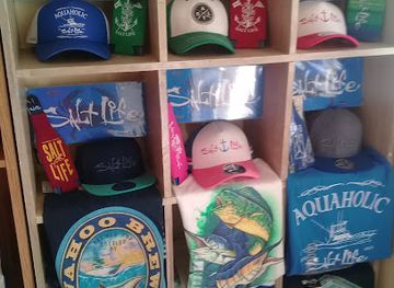 honduras/bay-islands/shop/salt-life-roatan-marine-park-eco-store