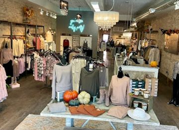 kansas/salina/shop/sanity-boutique