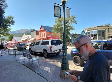 colorado/crested-butte/shop/cottonwood-tees