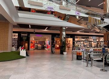 spain/madrid/shop/gran-via-de-hortaleza-shopping-center