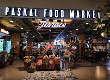 indonesia/lesser-sunda-islands/shop/23-paskal-shopping-center