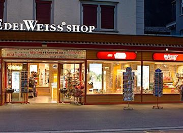switzerland/interlaken/shop/edelweiss-shop-swiss-souvenir-schweizer-souvenirs-souvenir-store-interlaken