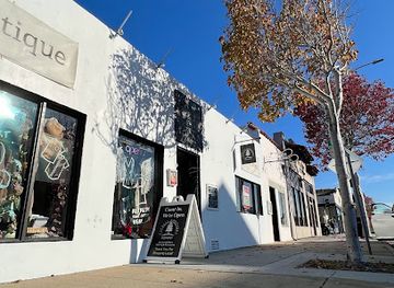 california/monterey/shop/cypress-boutique-monterey