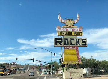 arizona/lake-powell/shop/pow-wow-trading-post