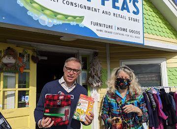 maine/rockland/shop/sweet-peas-family-consignment