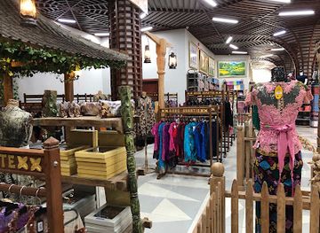 indonesia/bali/kuta/shop/krisna-oleh-oleh-bali-bypass