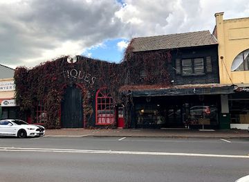 australia/southern-highlands/shop/lancelot-hill-antiques