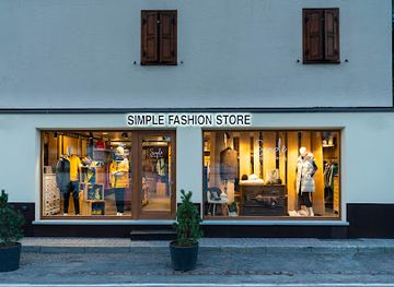 italy/livigno/shop/simple-concept-store