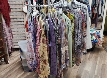 florida/fort-myers/shop/gale-s-gifts