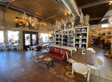 texas/lost-maples-state-natural-area/shop/the-8th-street-market