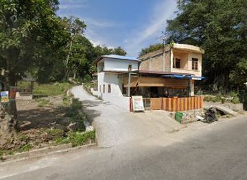 indonesia/lake-toba/shop/margaretha-sihombing