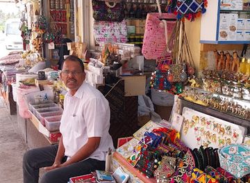 oman/dhofar-region/shop/souq-al-hafa