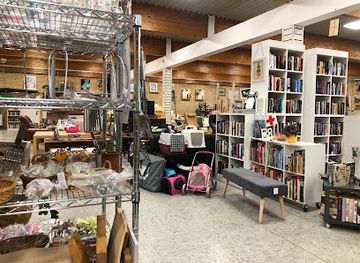 denmark/funen/shop/red-cross-op-shop