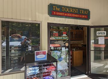 maryland/deep-creek-lake/shop/tourist-trap