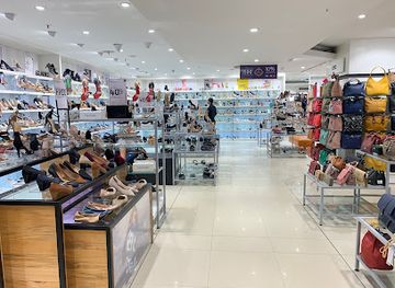 india/mumbai/bandra/shop/shoppers-stop