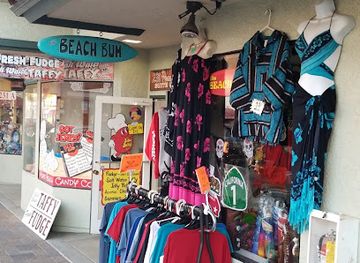 california/pismo-beach/shop/beach-bum