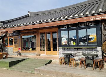 south-korea/gyeongju-historic-areas/shop/gyeongju-silkroad