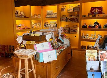 portugal/douro/shop/the-loja-amarela