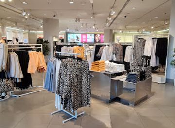 united-arab-emirates/ras-al-khaimah/shop/h-m