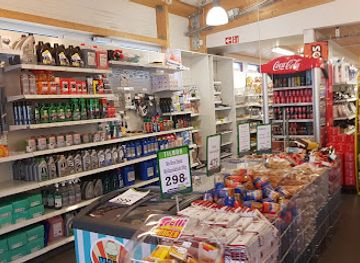iceland/Þingvellir-national-park/shop/samkaup-strax