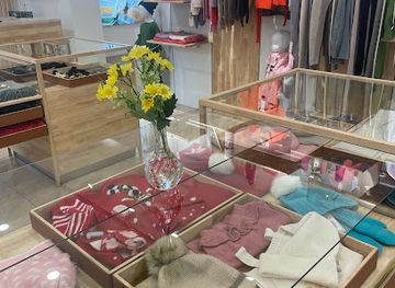 mongolia/bogd-khan-mountain/shop/khanbogd-cashmere-main-store