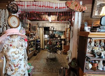 alabama/cahaba-river/shop/on-a-shoestring-trading-co