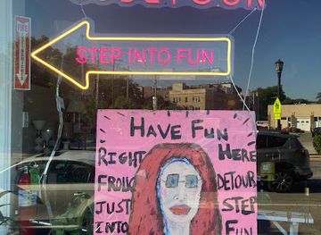 illinois/evanston/shop/frolic-detour