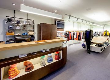 austria/kitzbuhel/shop/frauenschuh-outlet-kitzbuhel