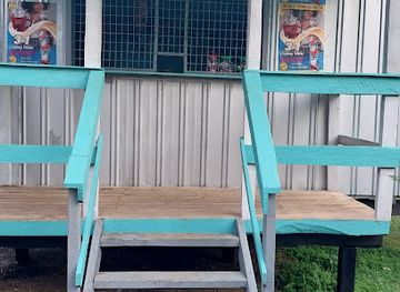 papua-new-guinea/huon-peninsula/shop/kandjeh-trading