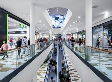 spain/costa-blanca/shop/portal-de-la-marina-shopping-center