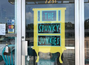 florida/st-petersburg/shop/the-spunky-junkies