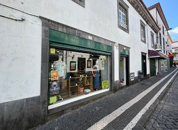portugal/azores/shop/vida-nova-vintage-segunda-mao