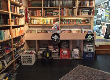 new-york/albany/shop/urban-aftermath-books