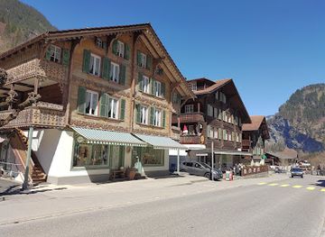 switzerland/lauterbrunnen-valley/shop/base-cafe