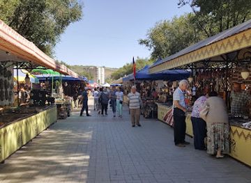armenia/armenian-genocide-memorial-complex/shop/vernissage