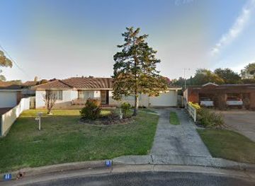 australia/goulburn-valley/shop/bronwyns-bridal-boutique-debutante-wear