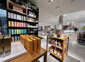 netherlands/rijnmond/shop/de-bijenkorf-rotterdam